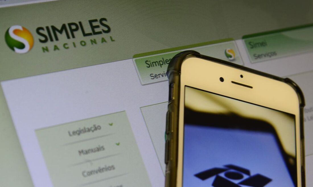 Nota fiscal de serviço vai mudar: empresas do Simples terão sistema único em 2026