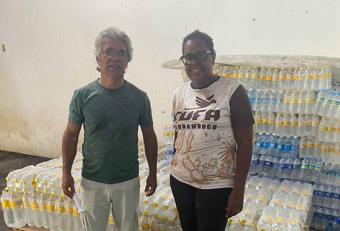 Sindsaaf entrega doação para desabrigados do Rio Grande do Sul