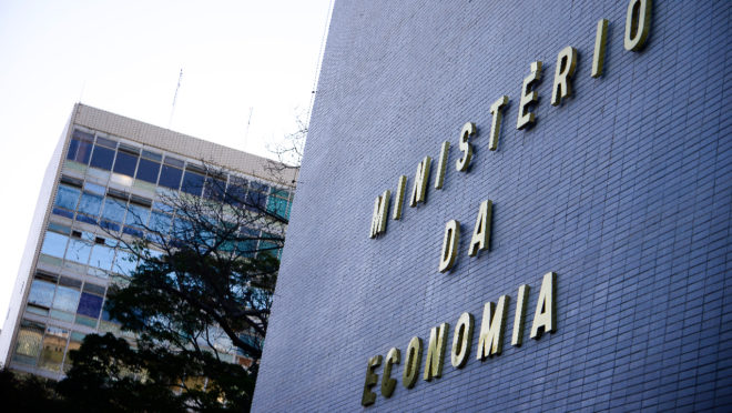 Fazenda mantém previsão de crescimento do PIB de 2024 em 2,2%